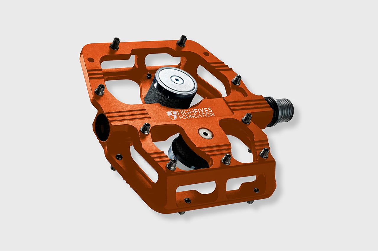 magped x High Fives – Limited Edition GRAVITY Pedals